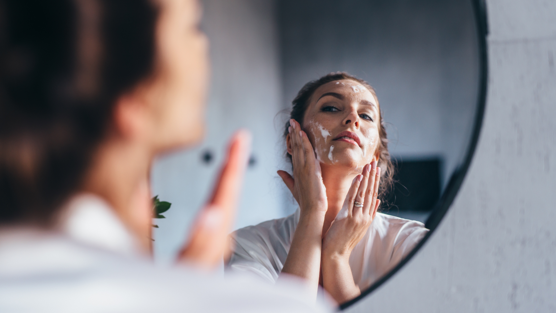 How Can Hormones Impact Your Skin & Hair Care?