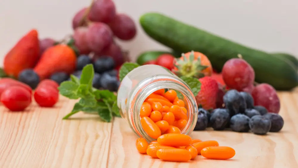 MitoQ vs CoQ10 comparison showing 5 mg MitoQ beside higher-strength standard CoQ10 supplements
