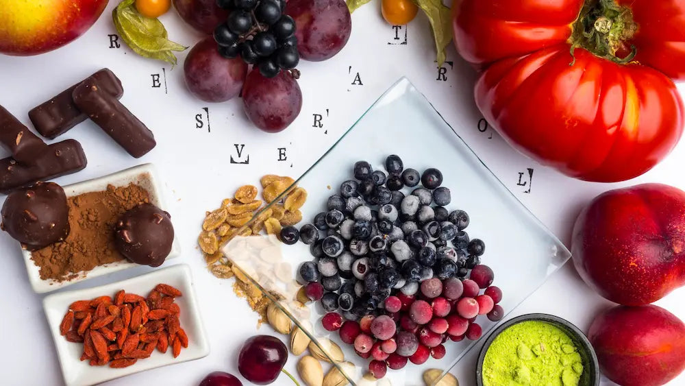 Trans resveratrol vs resveratrol concept with supplement bottles and molecular shape illustration
